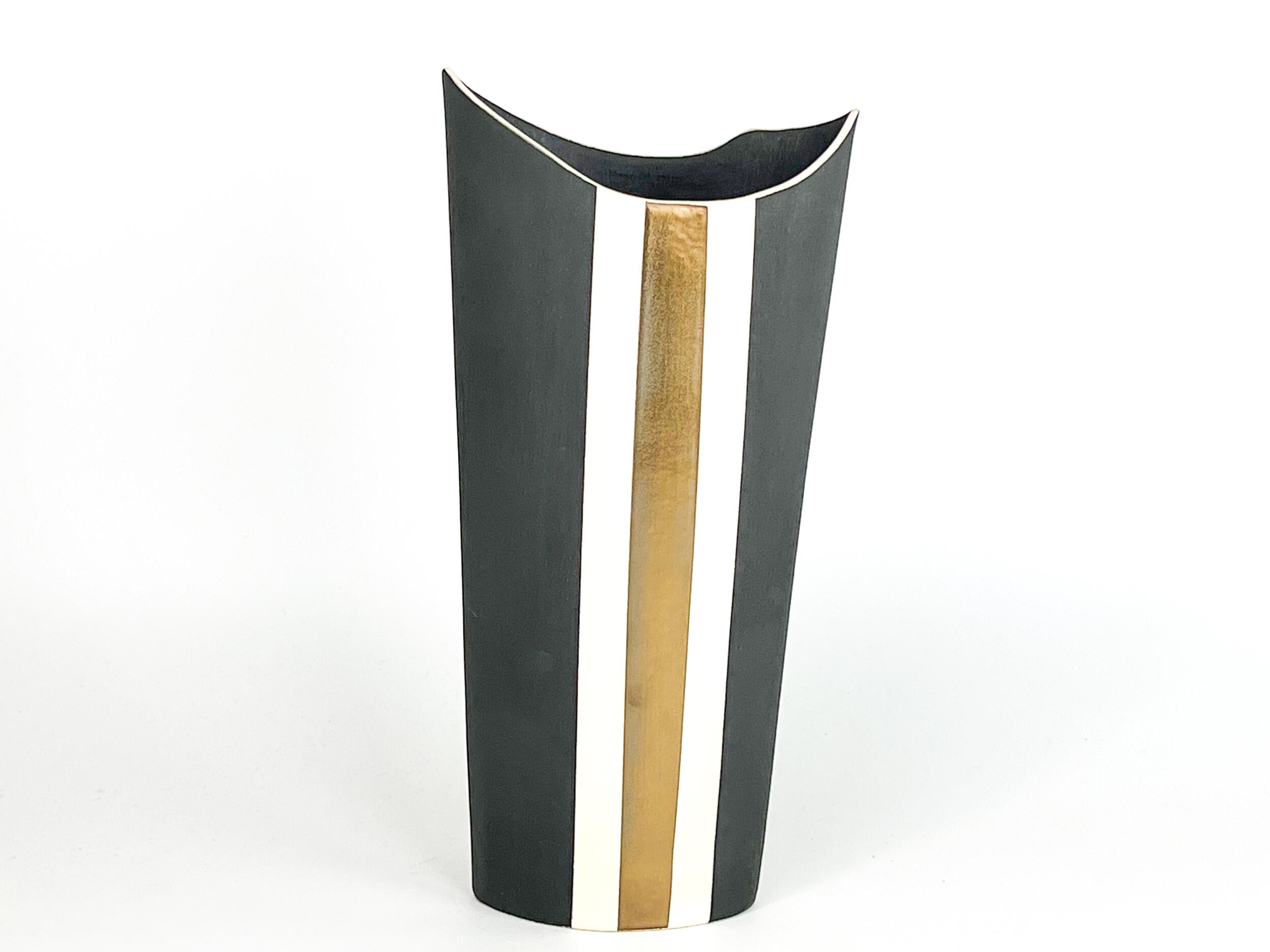 Gilded Silence — JeanElton OvalVase in Gold & Metallic, front view