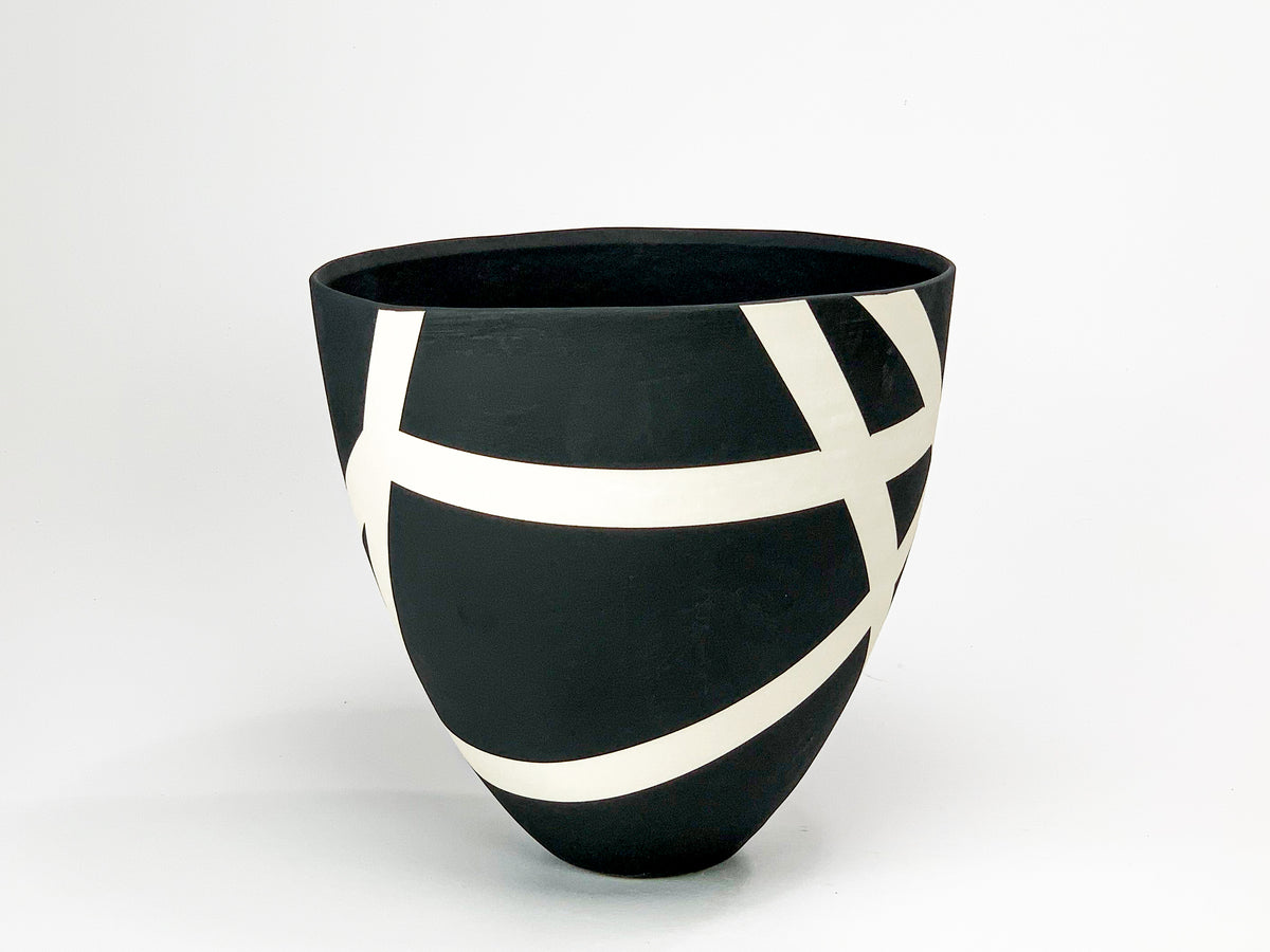 Haiku V — JeanElton TallVase in Black & Cream, three-quarter view