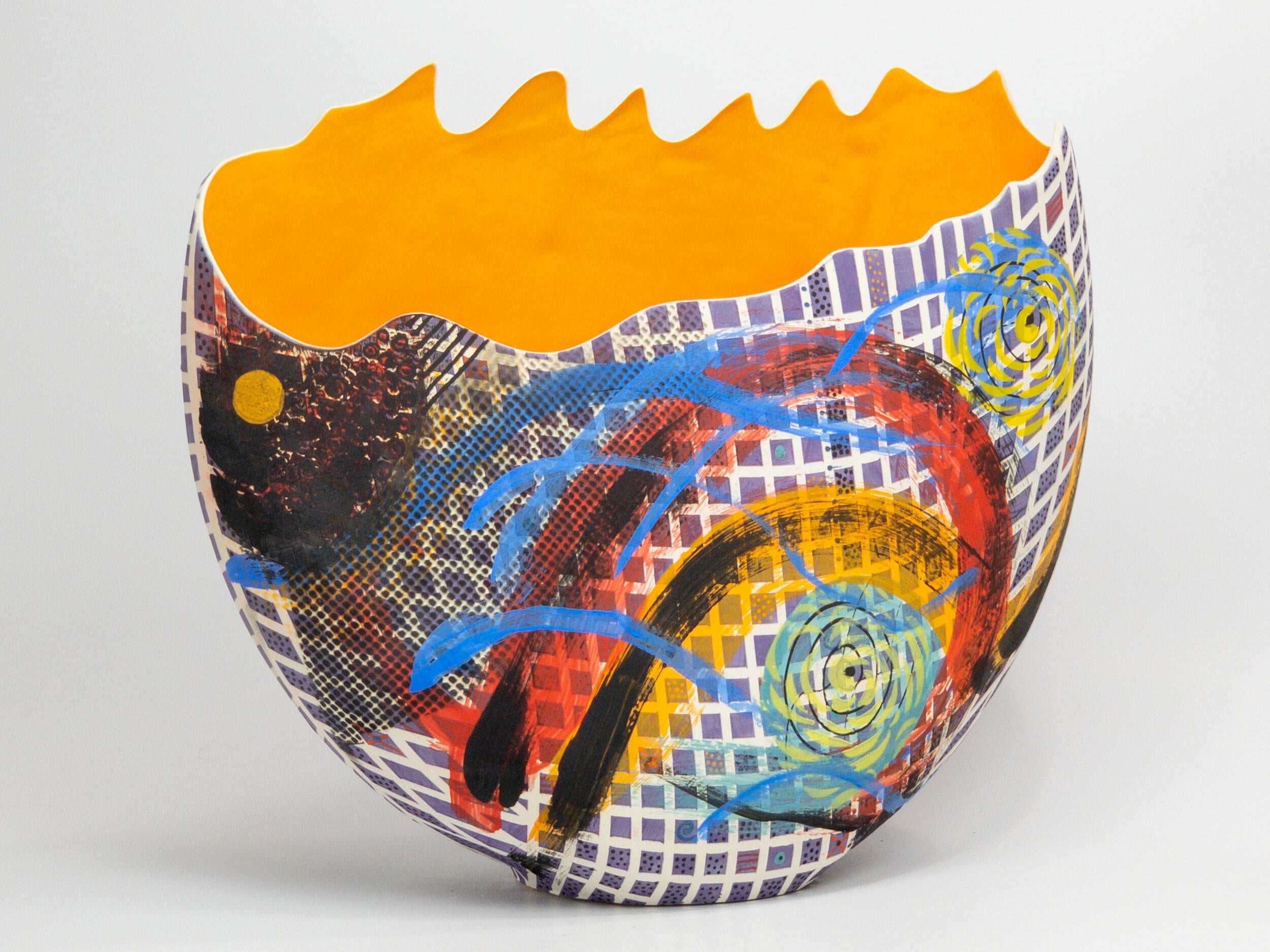 Solar Flare — JeanElton DiskVase in Multi-Color/Orange, three-quarter view