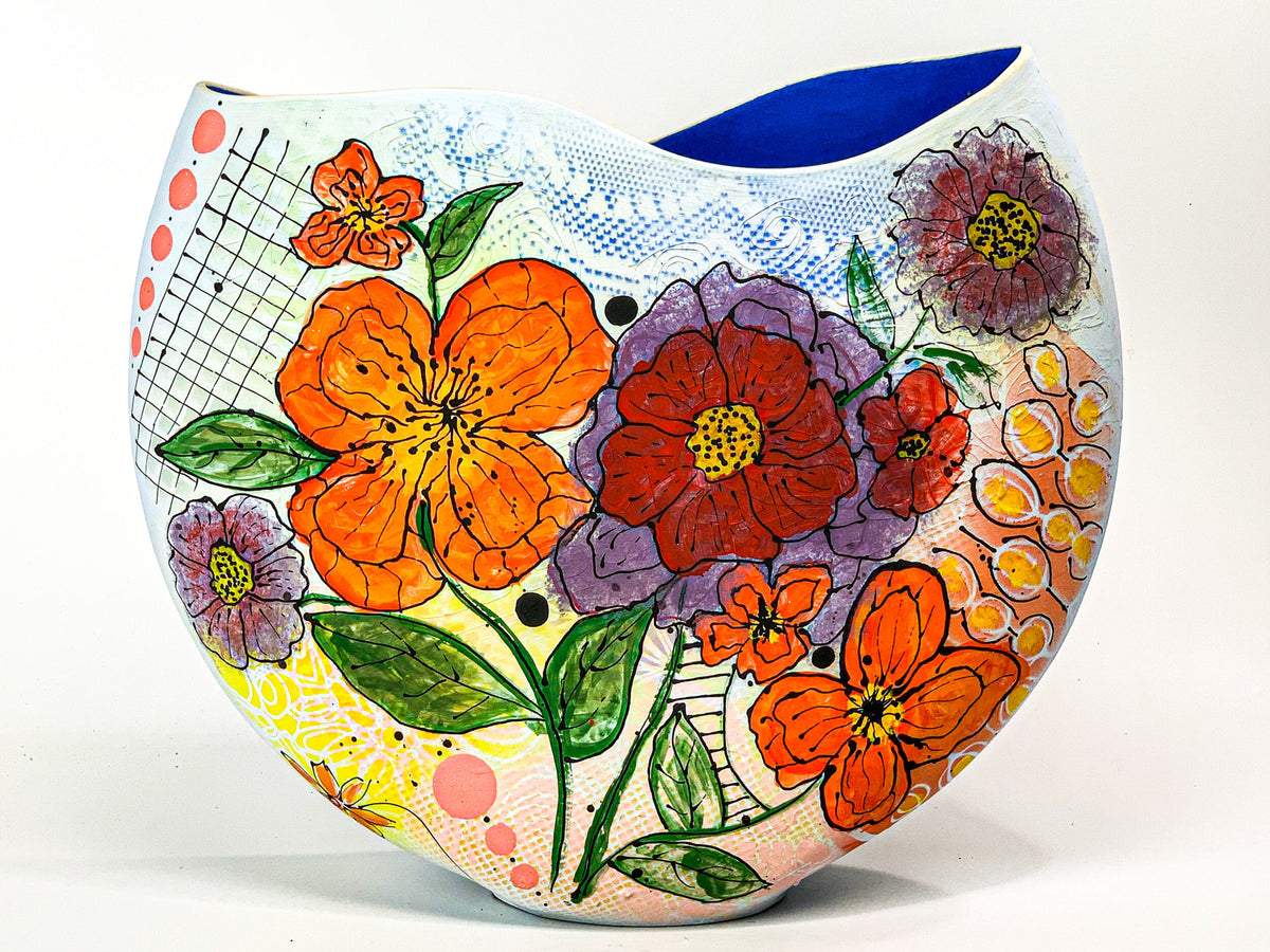 Garden Rondo — JeanElton DiskVase in Multi-Color/Black, front view