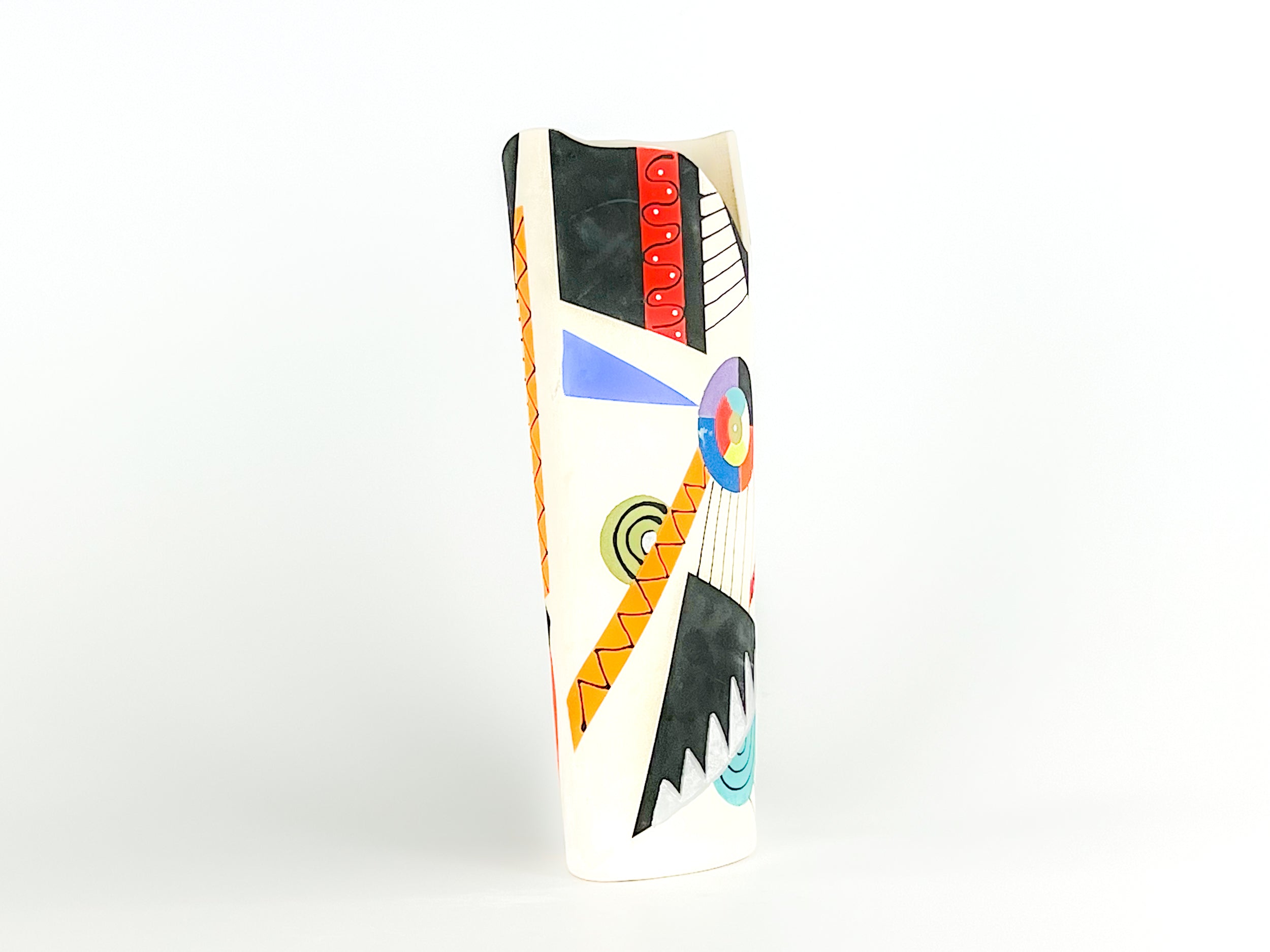 Calder Mobile Tribute III — JeanElton OvalVase in Multi-Color/Cream, side view