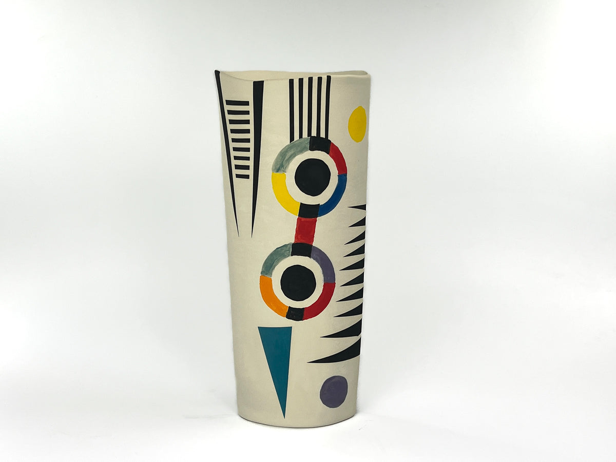 Calder Mobile Tribute IX — JeanElton OvalVase in Black & Red, front view