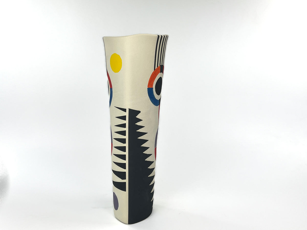 Calder Mobile Tribute IX — JeanElton OvalVase in Black & Red, side view