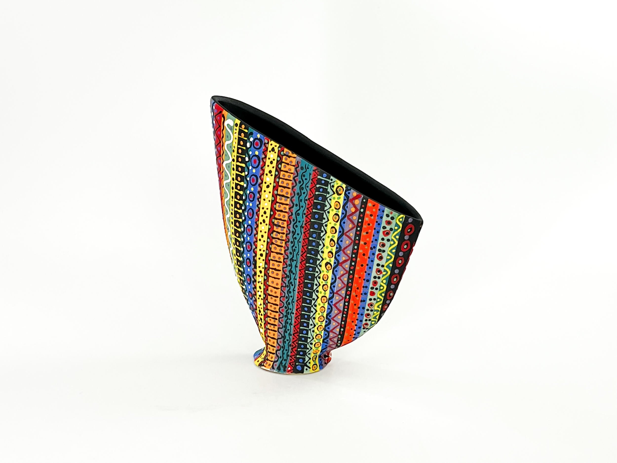 Prism Matrix XI.s — JeanElton SailVase in Multi-Color/Black, three-quarter view