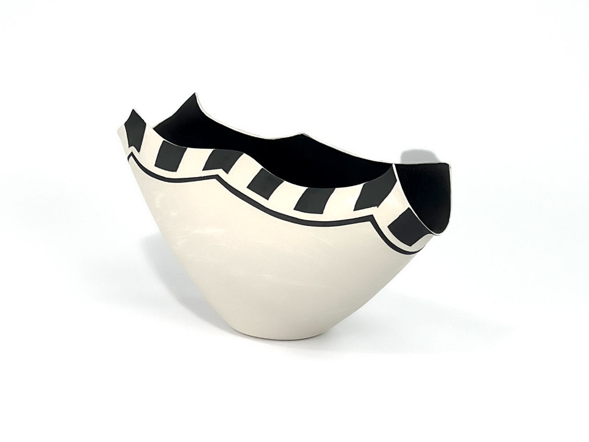 Marquis — JeanElton TallVase in Black & Cream, three-quarter view